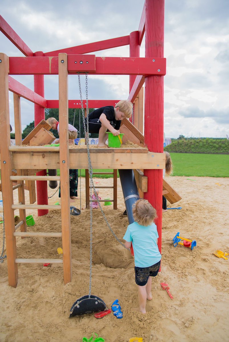 Have you explored Truffles NEW Lifeguard Play Tower at our Beach yet? 💦🐷
pigletsadventurefarm.com/event/summer-f…