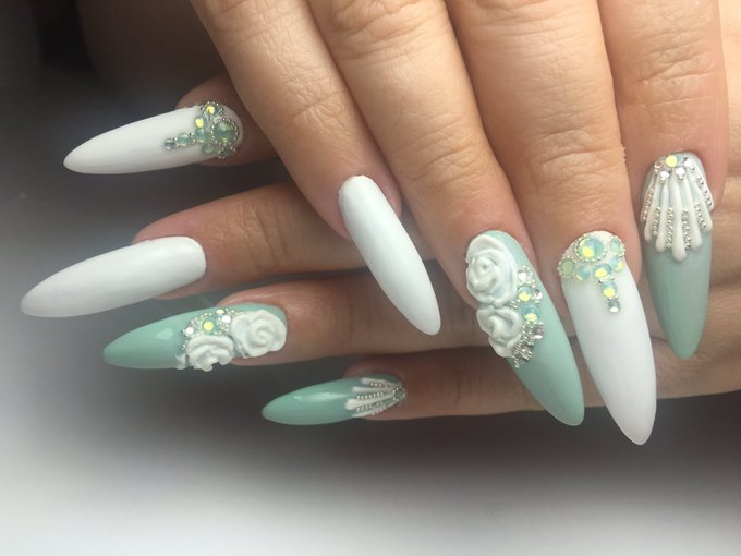 Perfection ! #nails https://t.co/NDXNw0TwEO<a href="/tag/nails"class="tags">#nails</a>