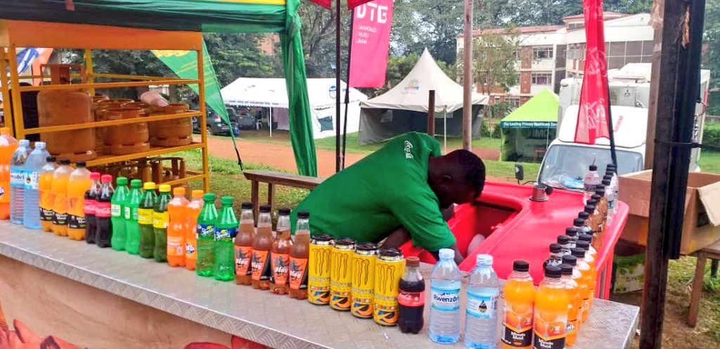 CocaColaBevUg's tweet photo. #HeyFreshers, y'all welcome to our stall this evening and over this weekend. Come through and try out our new #CokeCoffee and Minute Maid #Katunda at Mitchelle Hall @MakerereU.
 #GetRecharged #GetRefreshed https://t.co/Gz6L156yLS