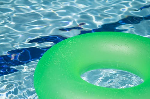 kitsuperstore's tweet image. What's a pool party without fun pool floats and toys?

Click the link to shop for inflatables, loungers, pool sport accessories, and more: ow.ly/MGZX50vsW4y
#KitSuperStore #PoolParty #PoolInflatables