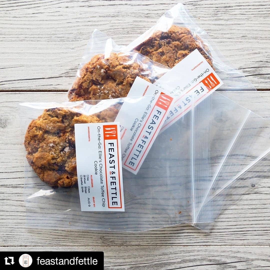 ProvidenceLabel's tweet photo. Feast&amp;Fettle serves up deliciously local and fresh meal preps delivered straight to your door, and we serve them these awesome labels! Check them out paired with these cookies! https://t.co/8Ru5zvjsXf