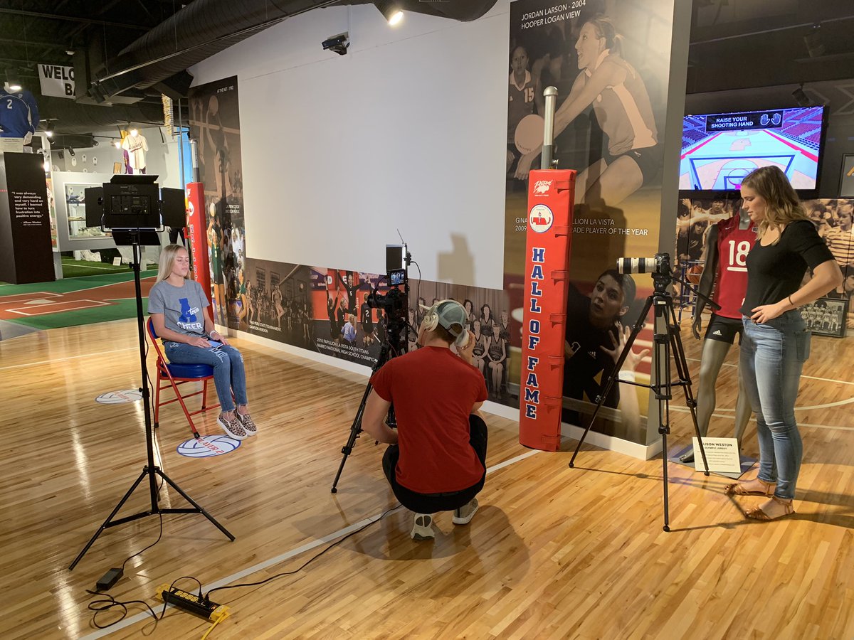 nsaahome's tweet photo. The 2019-2020 NSAA Student Advisory Committee hit the ground running &amp; kicked off the school year with their first planning meeting. A big thank you to the @StrivTV crew for shooting this year’s Sportsmanship PSAs! https://t.co/rY49AM3cMh