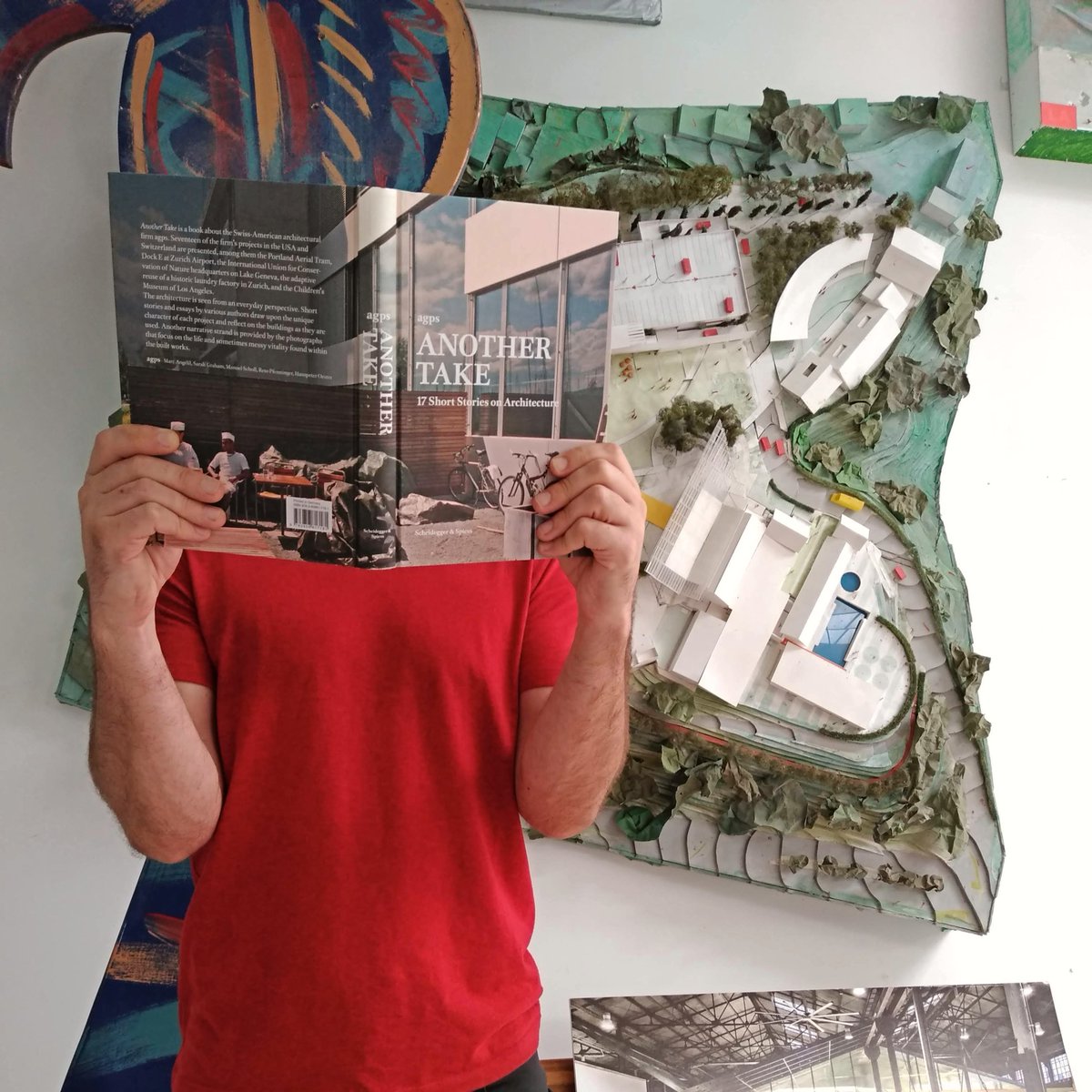 LehrerArchLA's tweet photo. #BookLoversDay There are 775 books in our office library...so far 😄😍 #Architect #architecturelovers #bookstagram #bookworm #lehrerarchitects #losangels #lovetoread #Trending #anothertake #architectureatories #firdaymood https://t.co/Uyr1mPuf5y