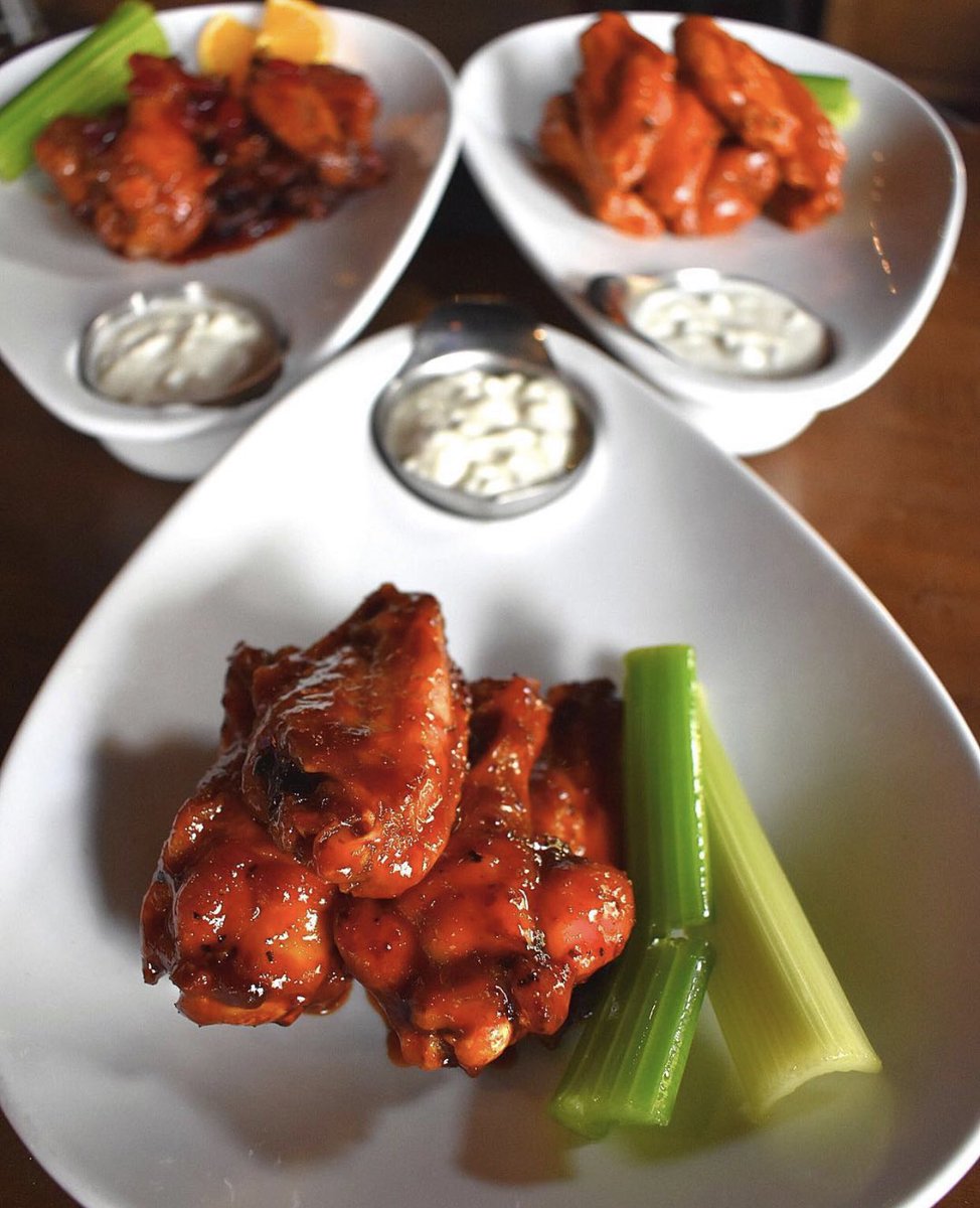 ✨✨I have mixed drinks about these feelings.🤣 Happy Hour kicks off at 4pm! 1/2 price Appetizers till 7pm #publichouseftl #fortlauderdale #ftl #fortlaud #happyhour