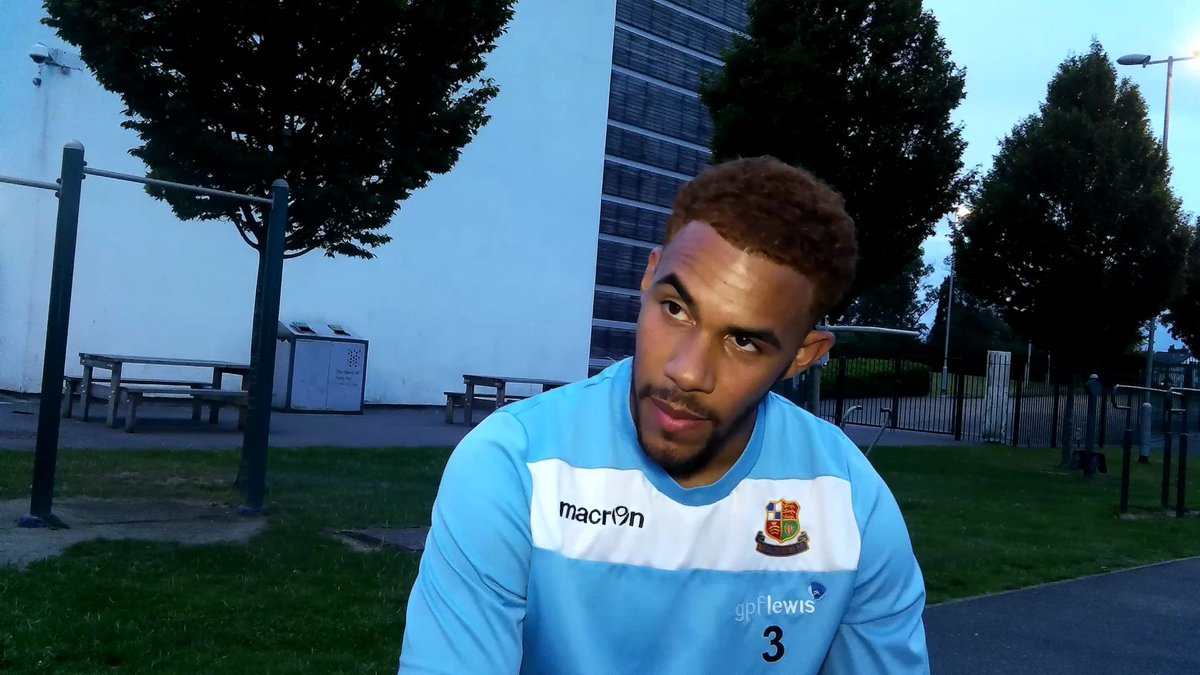 WealdstoneFC's tweet photo. π₯ FIRST INTERVIEW | @ThePJWay9 spoke to @DecOReillyUK after signing for the #Stones! βοΈ
πΉ Experiences in football
πΈ Aspirations for this season
π https://t.co/uSjlY3iLr1
#WelcomeRoberts π€
#WeAreTheStones π·πΆ https://t.co/yhI1KXL8fd