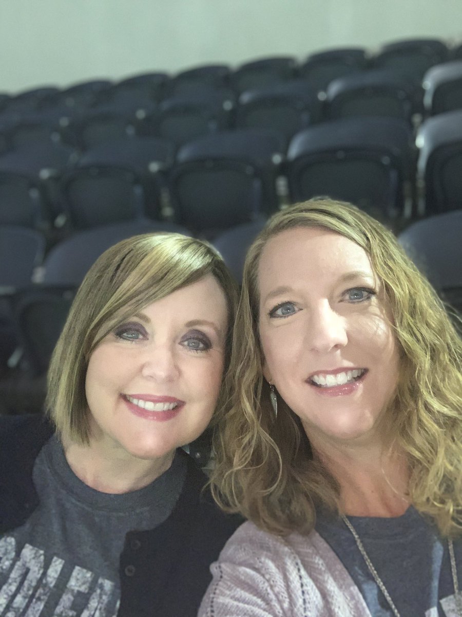 LKStallons's tweet photo. Ready for a great year!  #OurFISDStory https://t.co/QcwnefS1TT
