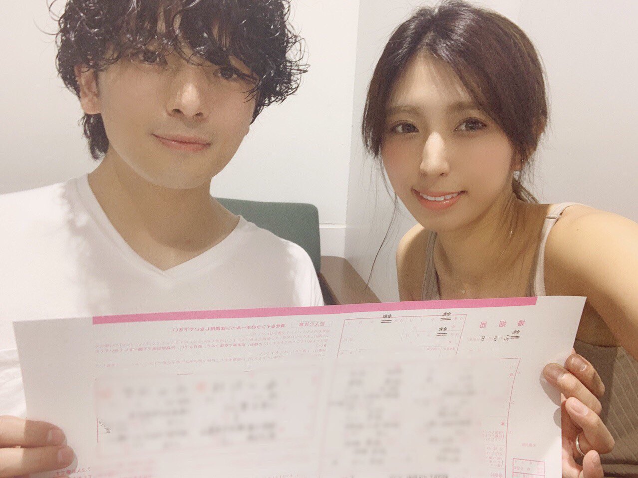 Yu Tokuda on X: もっこりもこみちに先を越されましたが、8月8日に入籍をしました。これからは二人三脚で第2の人生を歩んでいきたいと思います。  t.cohakpG5ftQ7  X