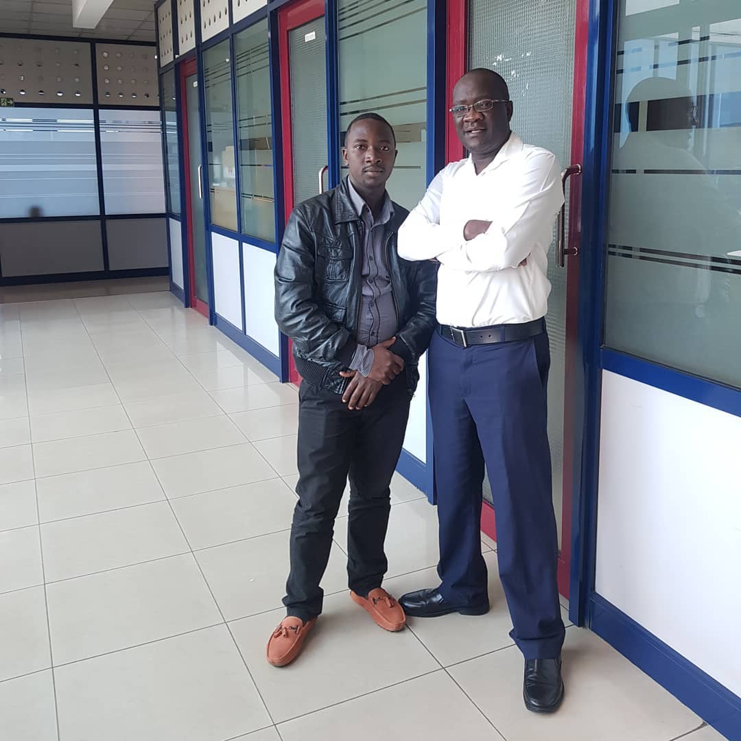 radiomaisha's tweet photo. Mwanahabari Martin Murerangabo kutoka Burundi, atakudhihirishia kuwa KISWAHILI HULETA NATIJA! Jumamosi hii majaaliwa kuanzia saa moja hadi saa tano asubuhi #NuruYaLugha na @alikauleni https://t.co/3YdZvYge2E