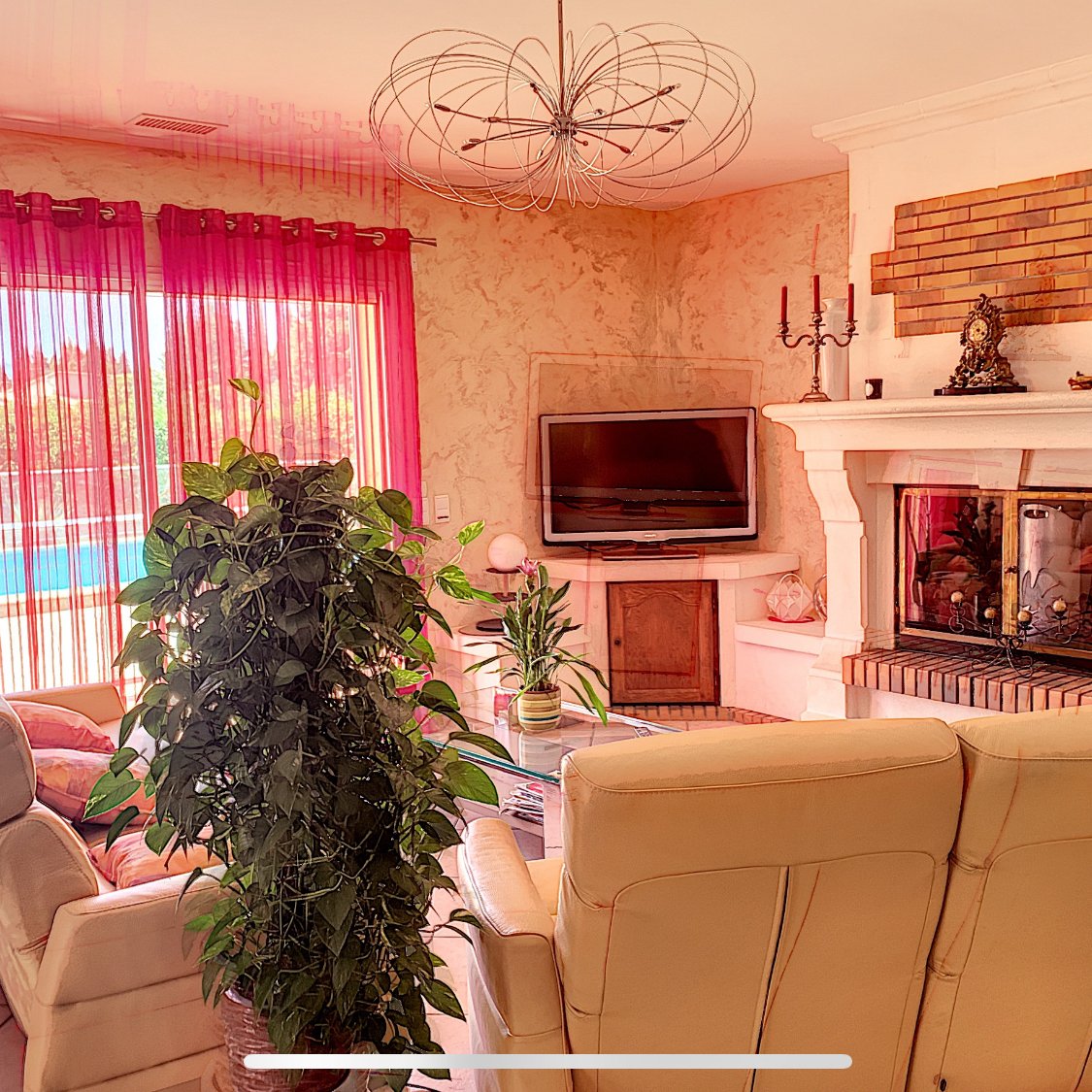 SBaylet's tweet photo. LE SOLER: Hors lotissement : 
Superbe villa de 280m2 hab 7 chambres , dressing , salon-séjour 65m2 terrain de 5430 m2 arboré , piscine -terrasse -cuisine d’été . Garage 2 voitures 
Dépendance de type T2 ,40 m2 , 1 chambre , salon cuisine et salle d’eau .
785000€ https://t.co/U593rRLmE7