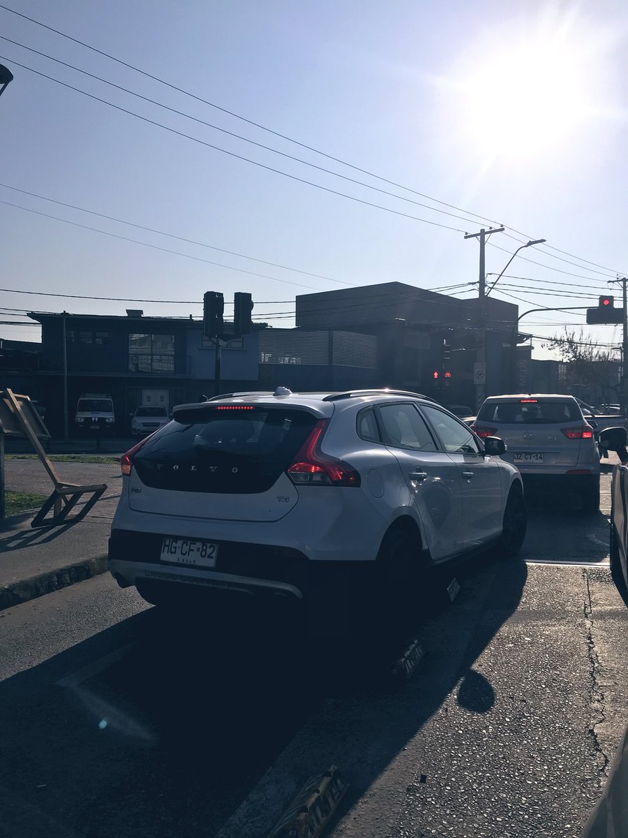 Claritos estos pasteles por la ciclovía #pocuro #uoct #soloenchile