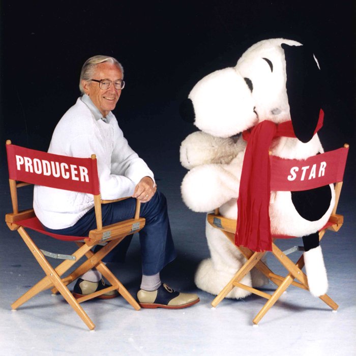 SchulzMuseum's tweet photo. "As my drawing style loosened, Snoopy was able to do more things, and when I finally developed the formula of using his imagination to dream of being many heroic figures, the strip took on a completely new dimension." —Charles M. Schulz #Quotes

[📷: Brian Myers, c. 1985] https://t.co/uwvZ5rM1w7