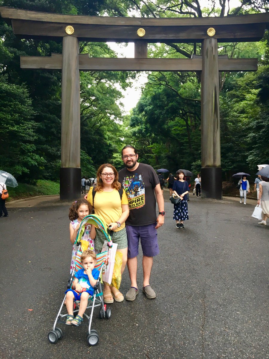RIKEN_CBS's tweet photo. My family and I are back home in America after two absolutely wonderful months in Japan. We have so many memories of this amazing country and its warm, welcoming people. Thanks for everything, Japan! 🇯🇵💕 -ec #neurotechCBS #exploringJapan #TokyowithKids https://t.co/hF7ibiSTu6