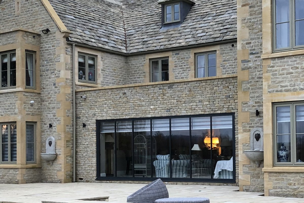 sunseekerdoors's tweet photo. Photographs added to our gallery of doors installations - all stunning! https://t.co/jF1GlUNd5W https://t.co/l9jF6y4qb7