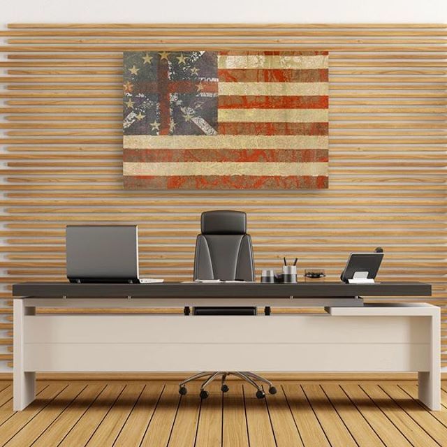 The Betsy Ross flag is an early design of the flag of the United States, named for upholsterer and flag maker Betsy Ross. Be proud of our countries history, get this piece for your home.
___
___
#americanmade #homedecor #usmc #jocko #patriot #america #fr… ift.tt/2ZIH2BO
