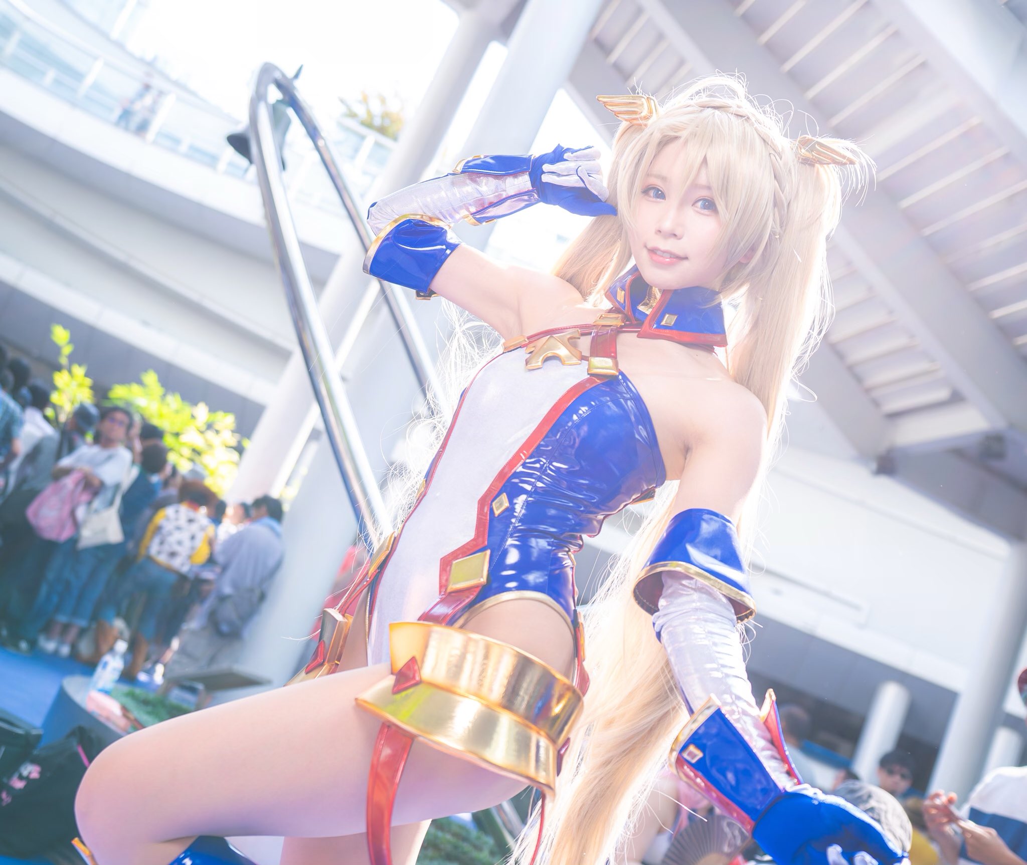 画像,明日のコミケはFGOブラダマンテちゃんのコスプレで一般参加しますー！防災公園14時～よろしくお願いします🌟明日は槍があるよ(ง ˙˘˙ )วphoto by @…