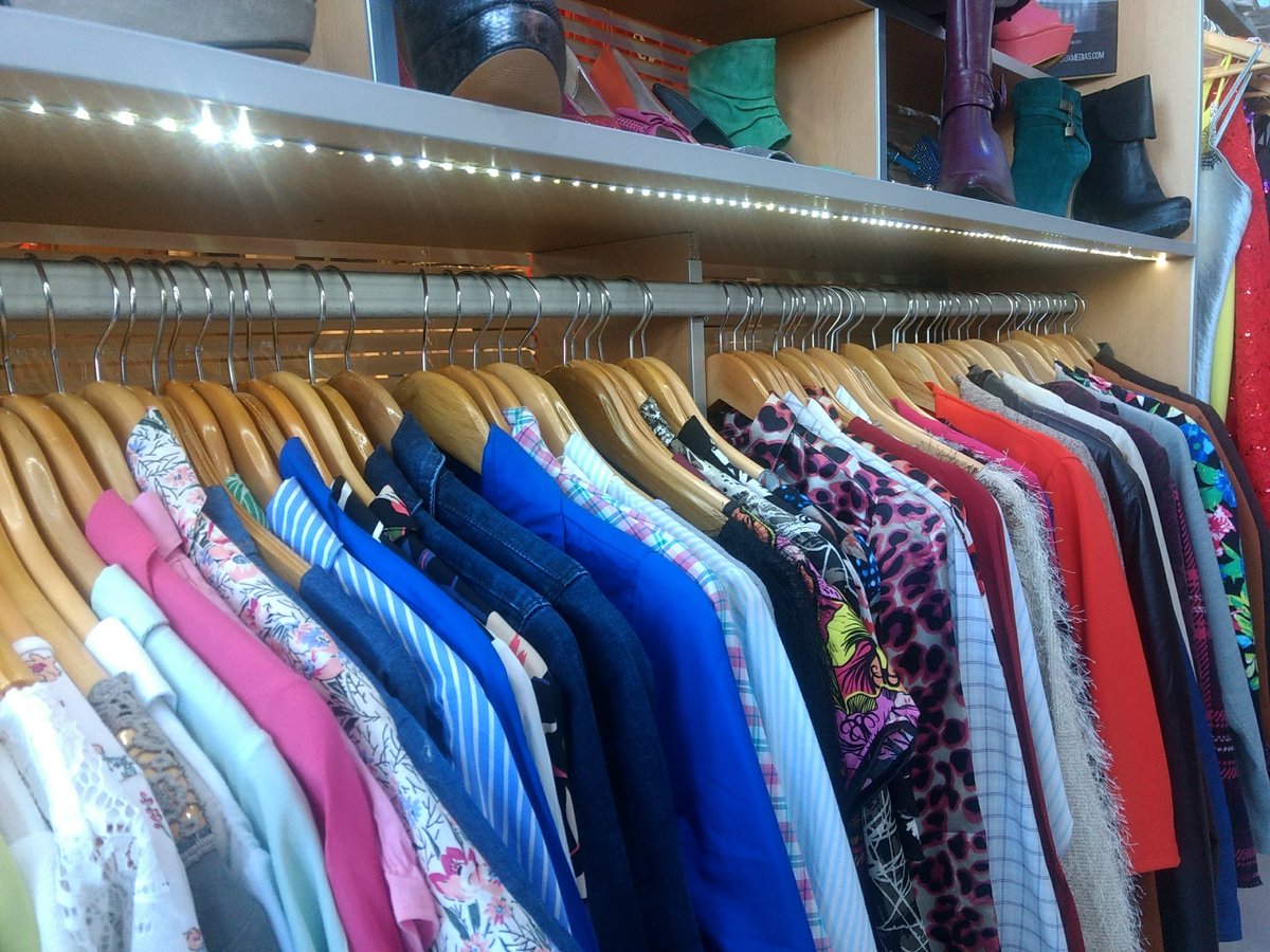 Factor7_Siete's tweet photo. #ShoppingMILENIUM #Fashion
#Fitness #Futsal #Basquet #Voley #Runnig #Trekking #Natacion #Gym #UrbanWear
Av. 9 de Julio 358 - LAS HERAS S.C.
. ABIERTO de Lunes a Sábado 
. de 9:30 a 12:30 y de 16:00 a 21:00
https://t.co/A0wirYohnI
https://t.co/2vIZui0ry3 https://t.co/UUrKmrOETt https://t.co/KAF22HzWFc