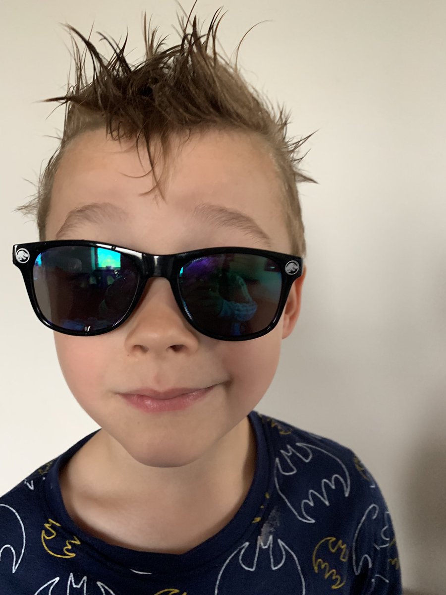 NatalieAHood's tweet photo. I have that #FridayFeeling my heart just broke a little π I was so delighted that he loved the way I cut his mini Mohawk βοΈ I never saw the βYour not very good at taking photos your the worst in the worldβ coming π #HoodHasAttitude & itβs not #HeresMi πββοΈ https://t.co/N4xnavWBLy