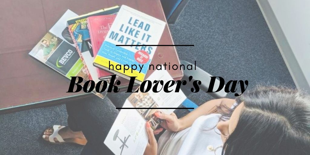 BevcoPrecision's tweet photo. Sorry! My weekend is so busy, itβs all booked. Happy National Book Lover's Day π
What are your summertime reading recommendations? π
https://t.co/AurOuyLqu6
#bevcoseating #nationalbookloversday #furniture #chairgoals #tgif #friyay https://t.co/kXMnKfVpL1
