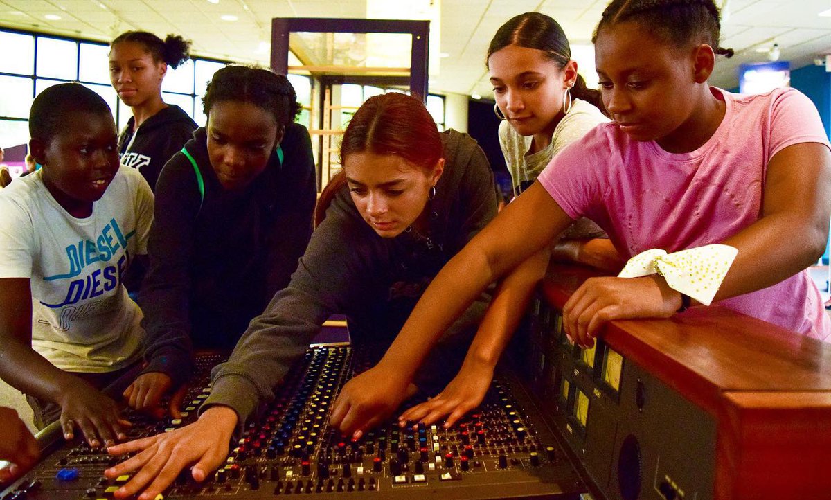 SummerLEAP's tweet image. We had an awesome time at Rochester Museum and Science Center! #science #acsummerleap #leap #summerleap @acsrochester #summerlearning #summerlearningloss #summereducation #education #enrichment #learning #rcsd #rochester  @rcsdnys @rocrestorative @rcsdinnovation @RCSDELO