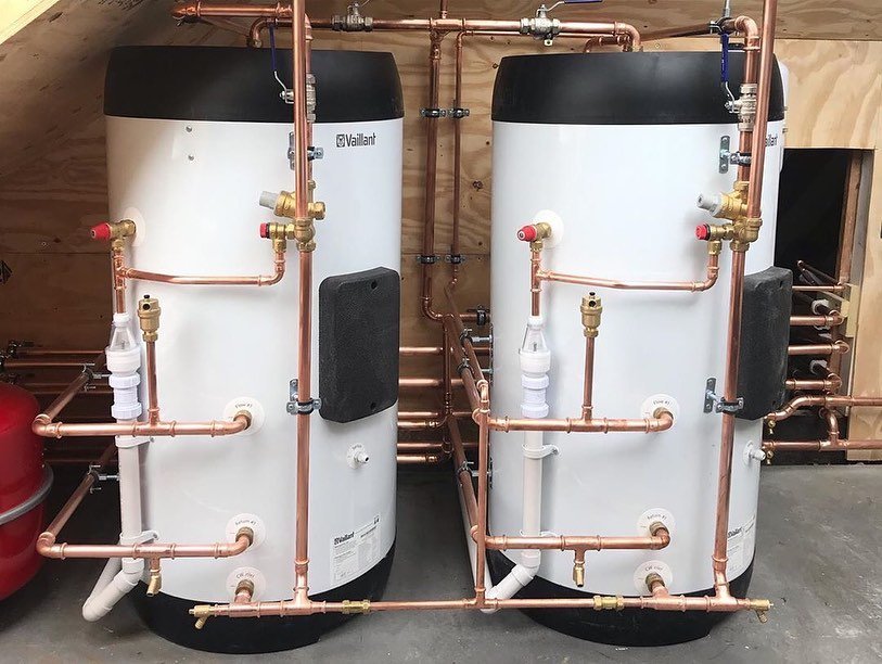 HIP Magazine on X: Phwoar 😍 lovely job guys. @RosarioHeating: Managed to  get this plant room completed , 2 Vaillant ecoTEC Plus 637, with imi  header, 2 Vaillant unvented cylinder, cold water