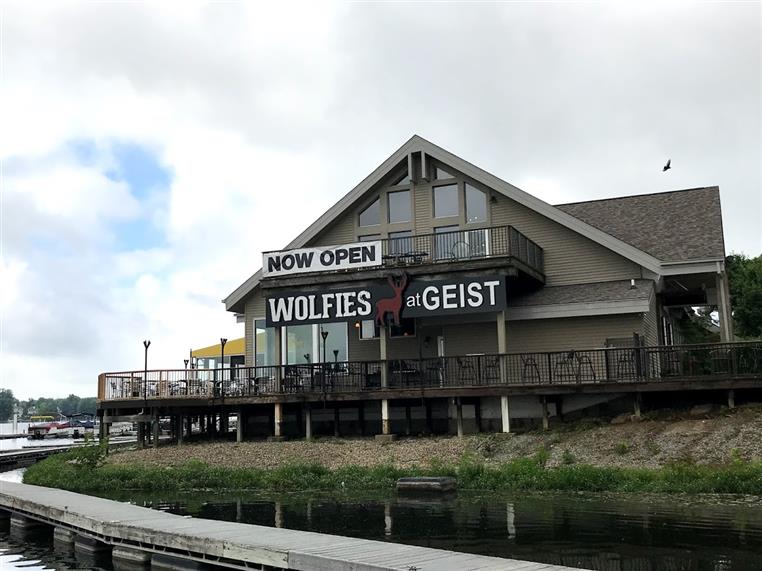 The Bishops Tonight at Wolfies Geist 8pm conta.cc/31kx89C