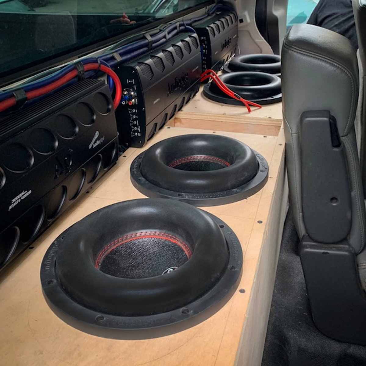 audiopipe's tweet photo. Nice, clean subwoofer and amp installation by one of our #Audiopipe locals πβ‘οΈ
#Subwoofer #SubInstall #Woofers #CarAudio #MiamiCarAudio #TeamAudiopipe https://t.co/4xiabOPSQd