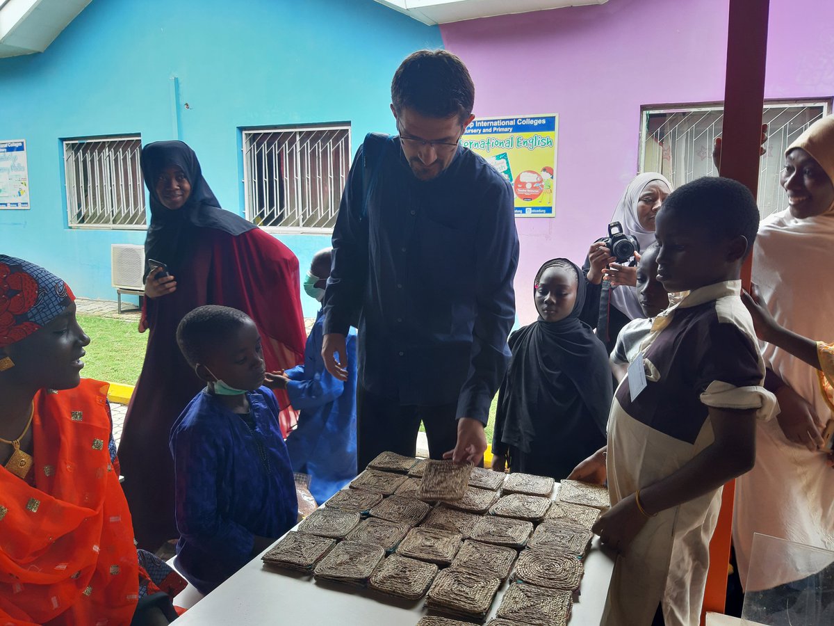 NTICFOUNDATION1's tweet photo. Ntic foundation hosted an exhibition for some orphans from kaduna to sell some art crafts they made themselves after learning them through an intensive training here in Abuja. https://t.co/DXd5cQNBEg