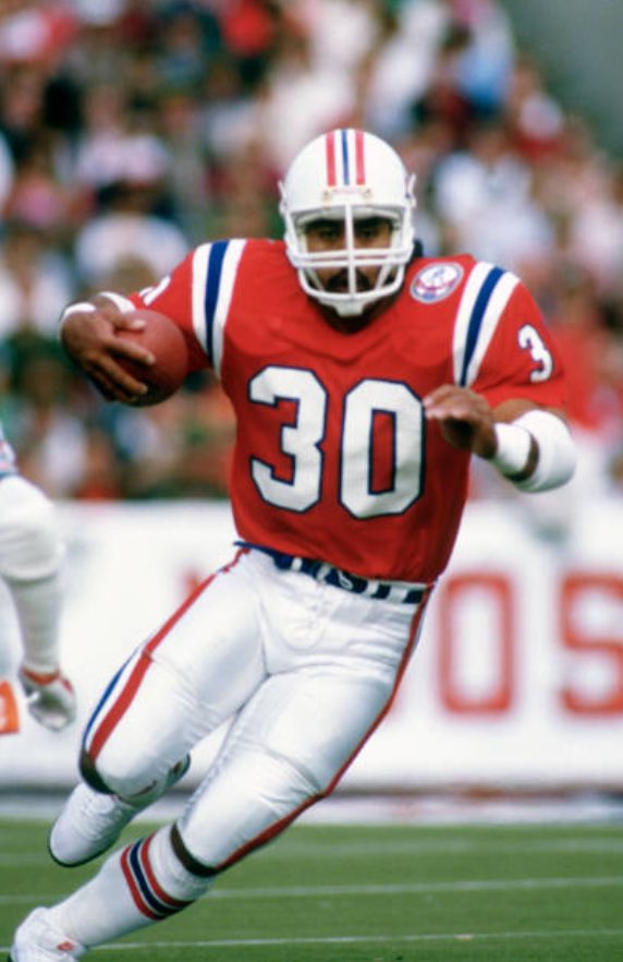 We've got Mosi Tatupu days left until the  #Patriots opener!An 8th round pick in 1978, Tatupu spent 13 seasons with the Pats as a fullback and special teams aceIn 194 games, he carried the ball 612 times for 2,415 yards and 18 TDs. He also forced 10 fumbles in kick coverage