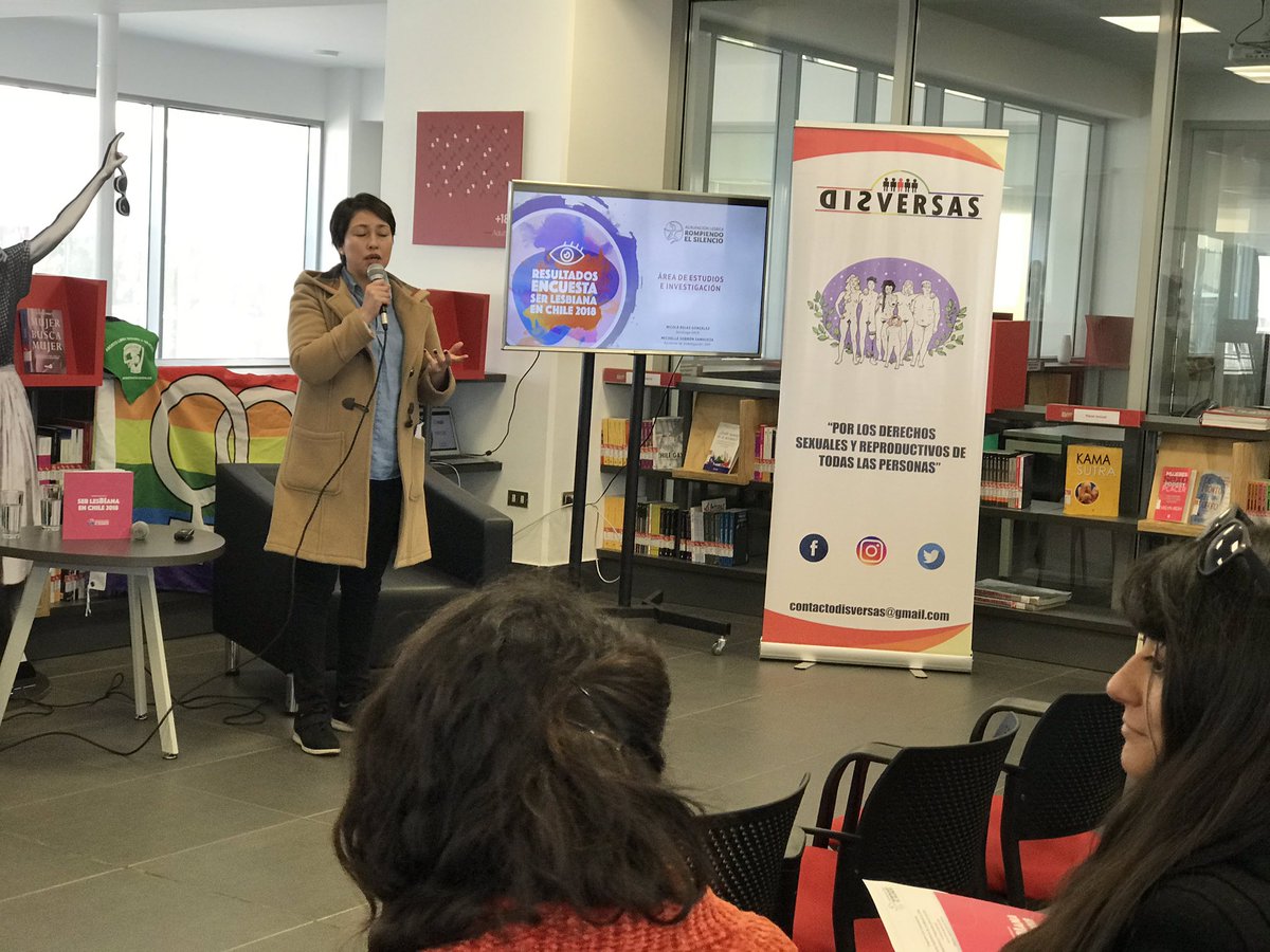 AgrupalesbicaRS's tweet photo. Ya iniciamos la presentación del estudio exploratorio #SerLesbianaEnChile en La Serena 🙌🏼 patrocinada por @inddhh y convocadas en conjunto con @disversas 👌🏼 https://t.co/EPXRZOn3Uc
