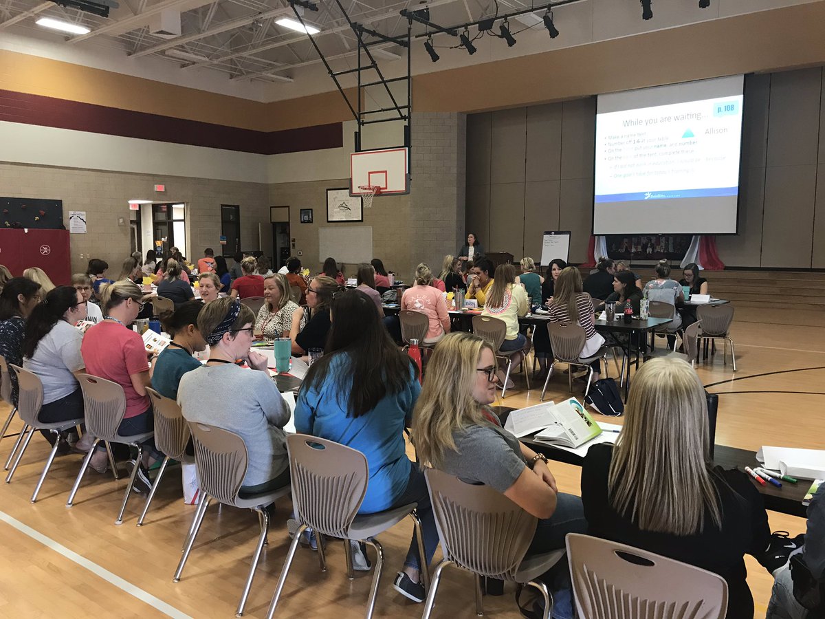 kelliiAnnn_'s tweet photo. #kisdrjwe #katyool Excited to have Allison Hand from Seidlitz Ed to refresh us on our 7 Steps to an Interactive Classroom... https://t.co/tpLEPerpfq