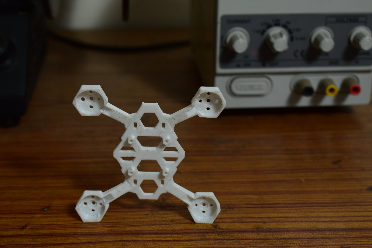 InnovationLab10's tweet photo. 3D printed mini FPV drone frame.#Wanhao
#3dprinter 

Subscribe my youtube channel   Innovation Lab(
https://t.co/UfT74xGRG9

Facebook- https://t.co/W5OMAexO3g
Instagram-https://t.co/nTydjOyhfW https://t.co/4QGxqv2Xs6