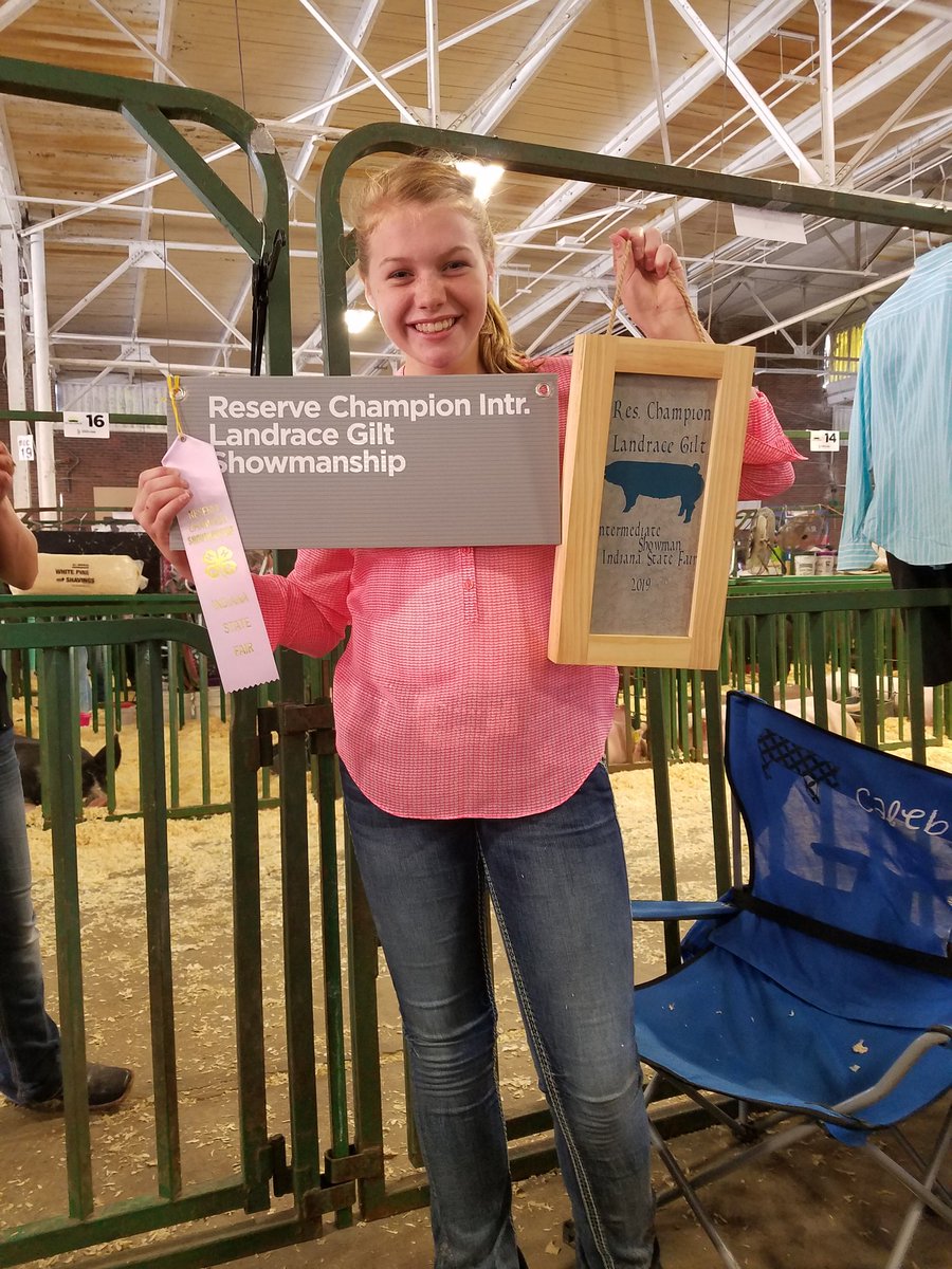 Congratulations to Makenna on being named Reserve Intermediate Landrace Gilt Showman! #IndianaStateFair #ISF19