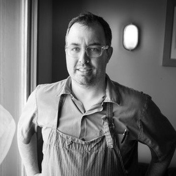 TunesSpoons's tweet photo. Thank you Wellington Gastropub for supporting us again this year. Come and see chef Chris Deraiche do his thing! Edible Ottawa #tunesandspoons #ottawa #events #chef #fundraiser #community https://t.co/NF4Ucx9xfJ