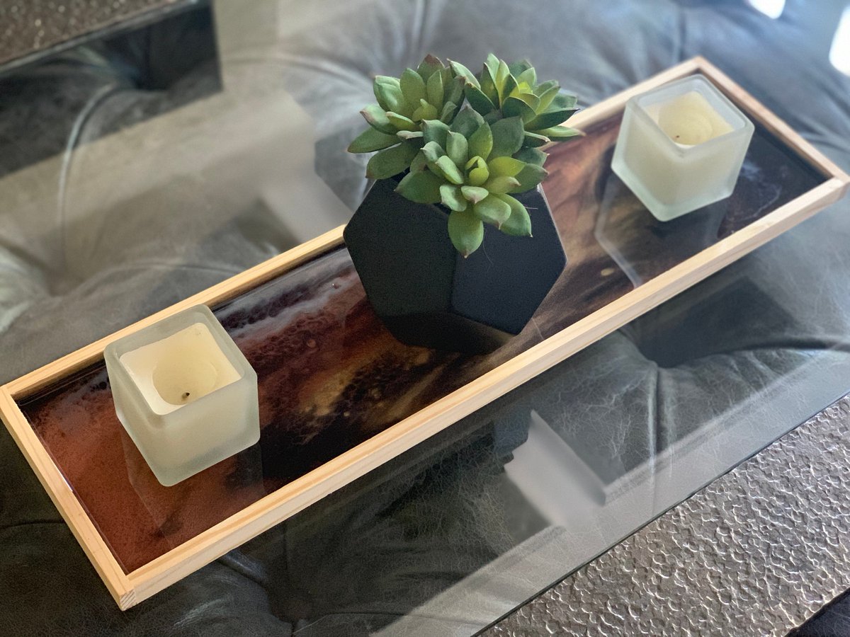winingdesigning's tweet photo. One useful accessory for your home- Resin trinket tray https://t.co/GBgZ5KdvL8 #housewares #homedecor #entryway #dressertray #woodentray #flowertray #collectibletray #trinkettrays #candytray https://t.co/bs0EvZSu5J