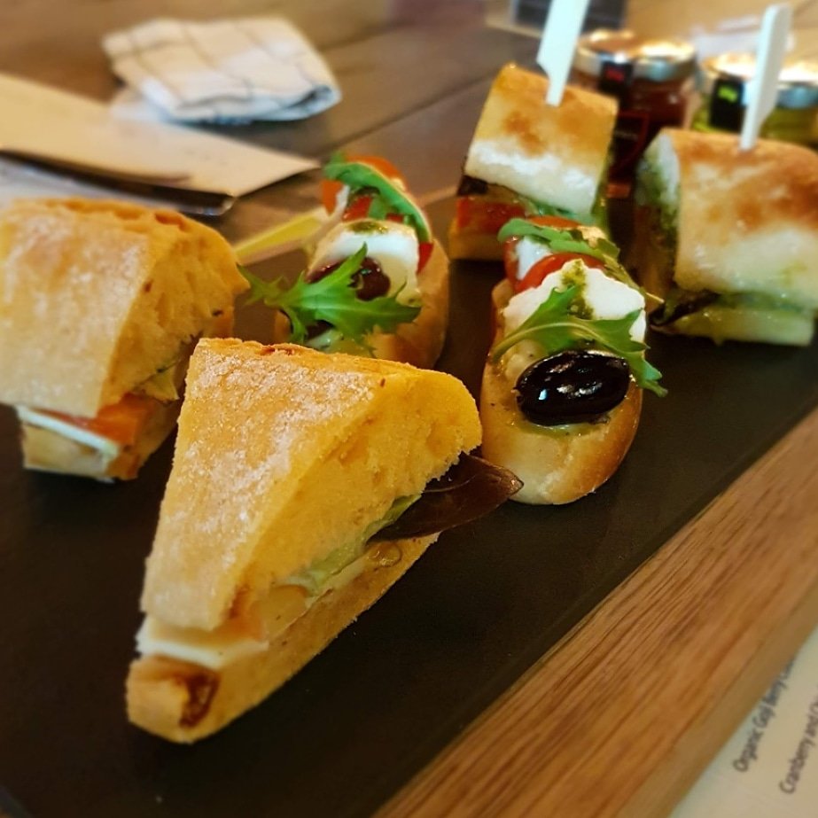 RipplezzGallore's tweet image. Best fuel for a busy day.... 😍
📸 Sandwich platter, @RevoCafe , @MovenpickIBG
RG VERDICT - ⭐⭐
DM for food photography packages 😎

#zomatouae #zomato #sandwichplatter #foodstagram #instalove #instagram #instafood #foodylicious #foodloving #goodfood #goodvibes #foodiediaries