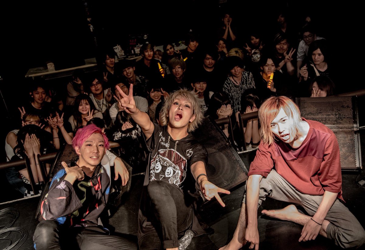 cnmninformation's tweet photo. 本日ツアーファイナルお越しの皆様ありがとうございました！！

Cinématic Monsters【シネモン】
これからも応援よろしくお願いします！

photo by 大川茉莉(@MariOokawa ) https://t.co/P3bO5K8qI2