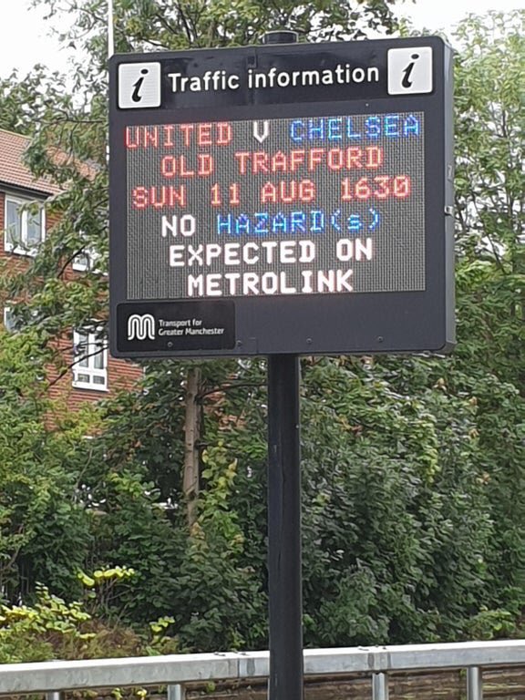 indykaila's tweet photo. Road Traffic sign in Manchester ahead of @ManUtd v @ChelseaFC gave at Old Trafford on Sunday #MUFC #CFC @hazardeden10 https://t.co/RTjsWS5VJT