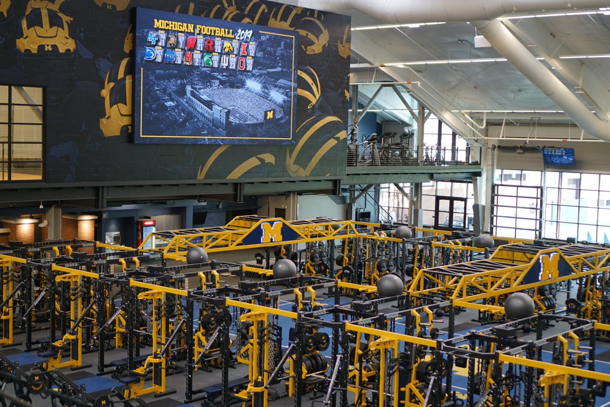 UMichFootball's tweet photo. Our new performance center has helped improve the day-to-day health and welfare of our student-athletes. 🏡

#BestChanceU | #LeadersAndBest | #WINNINGEST https://t.co/qLU6PQavIi