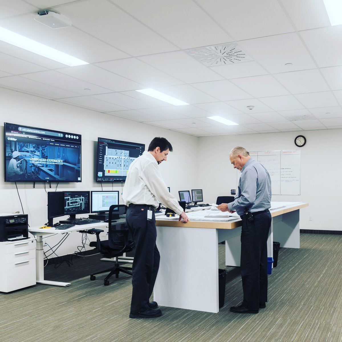 udcsdatacentres's tweet photo. UDCS’ Facilities Maintenance team creates a high performance life cycle system for your data centre. We provide optimum operation efficiencies, research, sourcing and selection of the best cutting-edge technologies to maximize your facility’s potential. Get in touch 2 learn more! https://t.co/P3Lf8X1n5N