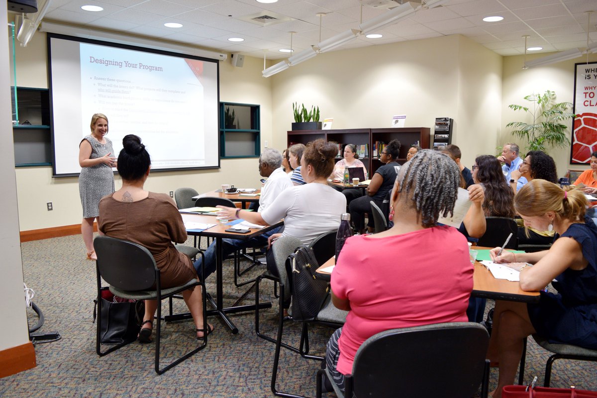 ely_erica's tweet photo. It was a blast this week presenting to local govt ofcs &amp; nonprofits on how to create &amp; enhance their internship programs for Terps! @UMDCareerCenter @UMD_OCE #UMD https://t.co/HAeVWl4oZO