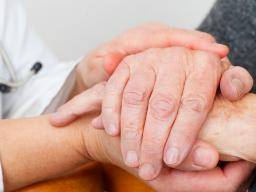 How can doctors share bad news with patients? No doubt, this is difficult to do.  Preparing for the conversation by learning the communication skills needed to gently and thoroughly communicate while taking their cues helps the patient and family assim ... bit.ly/2mbzBk7