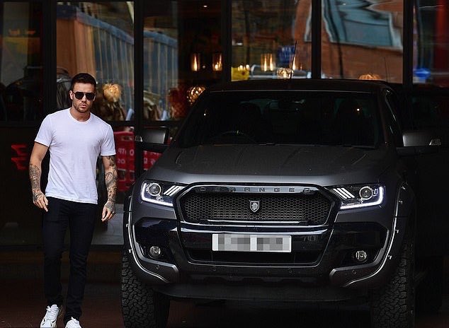 📸 | Liam à Londres il y a quelques jours (6/8) ❤️