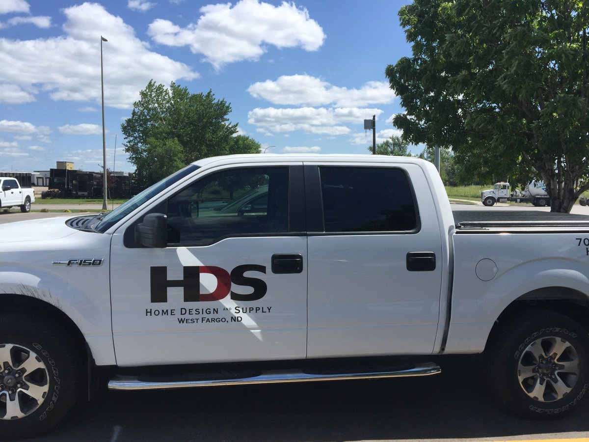 CodeZeroFargo's tweet image. We installed an Access roll up cover on this 2014 Ford F-150. We also added 50% tint to the front windows, 15% to the rears, and a 5% tint strip!
#codezero #czdoesit #Access #Ford #windowtint