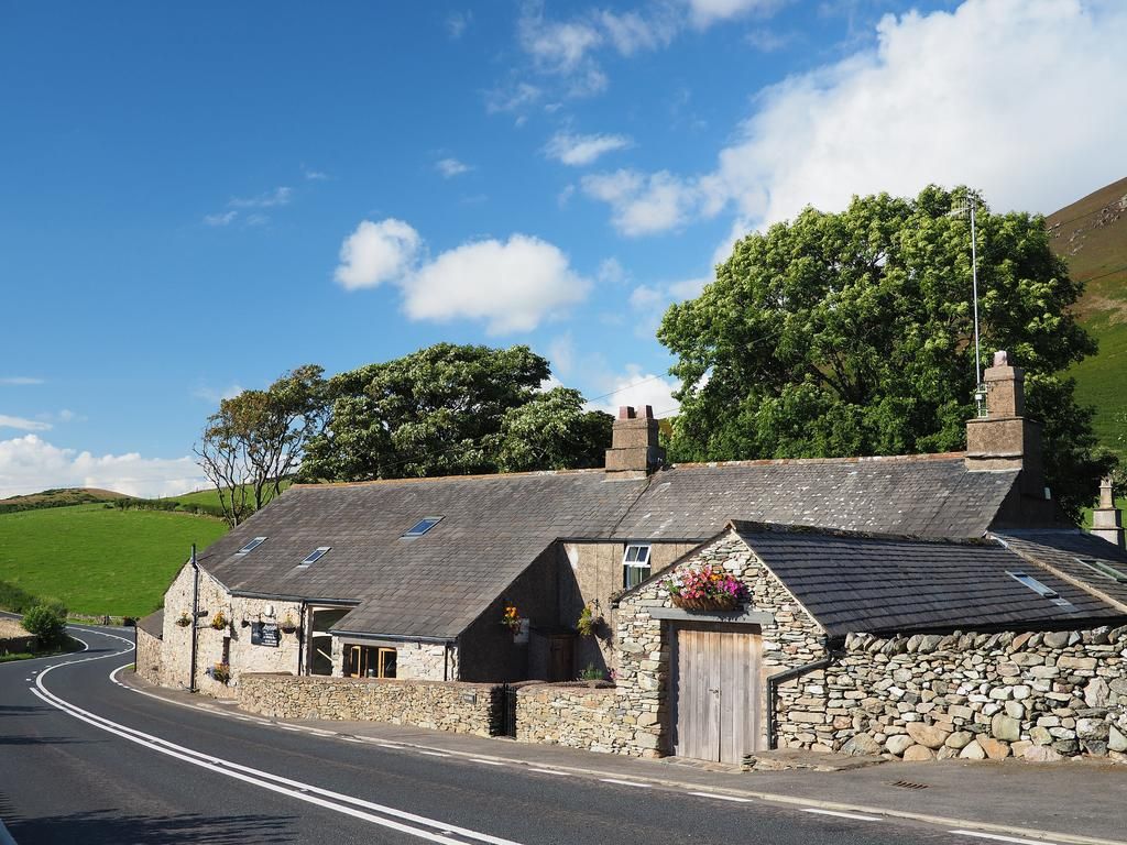 TheBBDirectory's tweet photo. After a busy day of walking in the #LakeDistrict, head back to @TheWaysideUK for dinner & a whisky or two from the well-stocked bar.
https://t.co/BfaFpVOBdb
#Whitbeck #Cumbria #GuestHouse #Walking #BnB #DogFriendly https://t.co/l20CIxTgwr