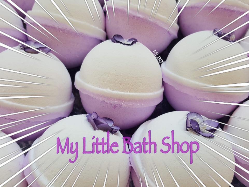 The weekend is here  so, lets all have the #Fridayfeeling ♥
#wholesale #wholesalebathbombsuk #retail #MyLittleBathShop #bathbombs #bathcreamers