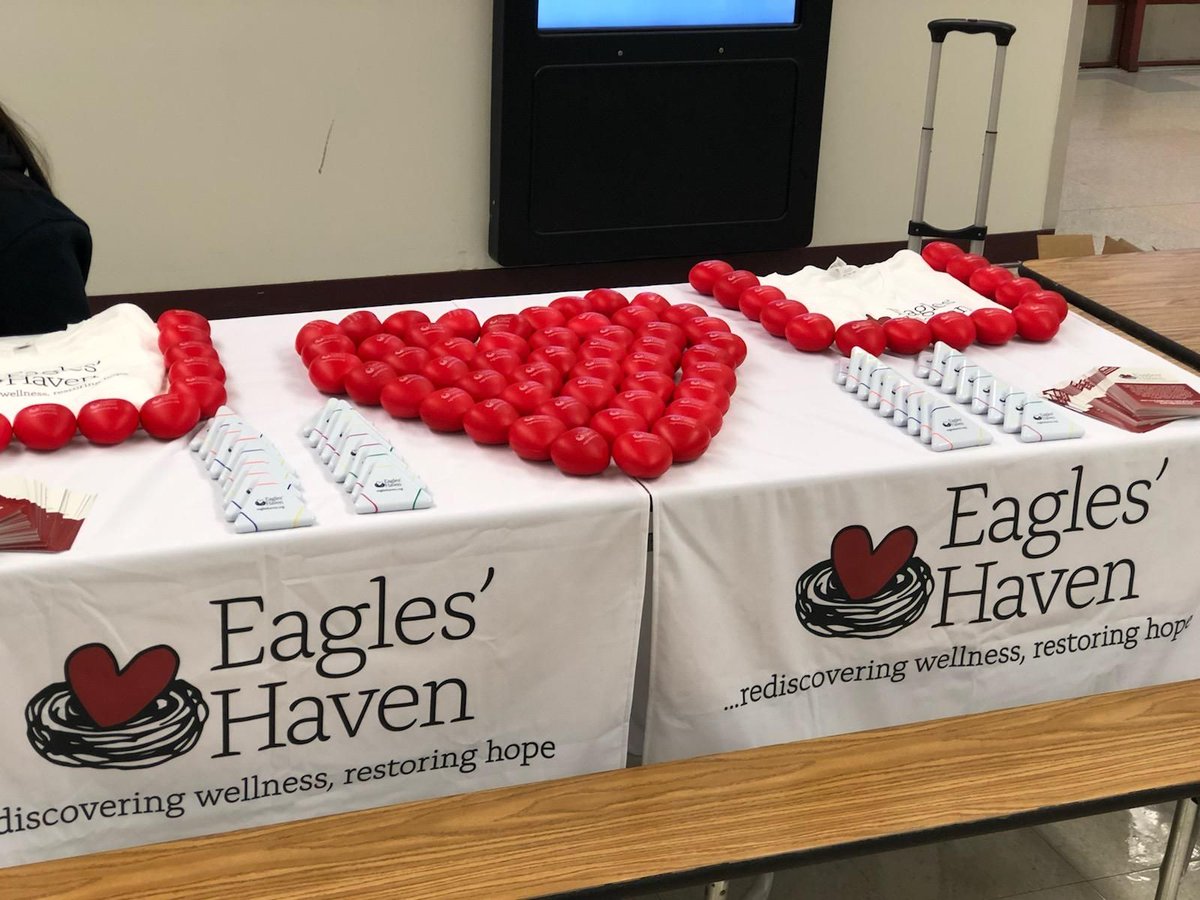 eagleshaven2's tweet photo. Eagles' Haven attended Freshman Invasion today! It was great meeting all of the new incoming students and telling them more about our services and wellness activities! We are looking forward to 2019 - 2020 school year!
#Wellness #EaglesHaven #RestoringHop #MDSStrong https://t.co/6rqTMdIgOO