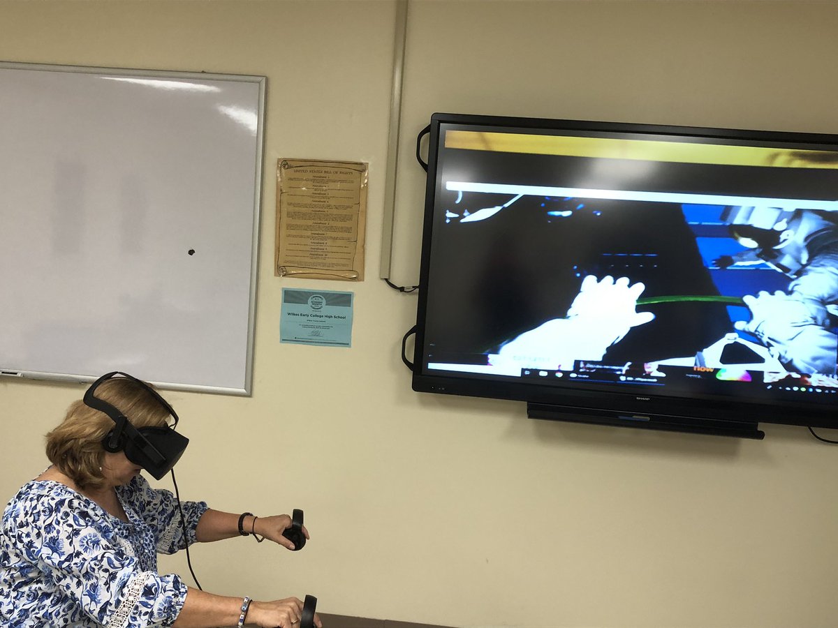 WECHSwolfpack's tweet image. If every teacher #profdevt session could be this cool!!! #VRlearning #ISS #BBC