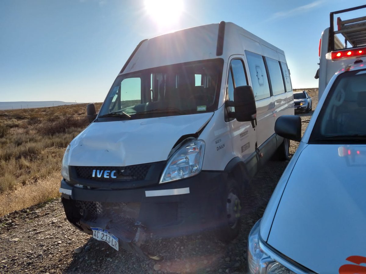 CANAL10ok's tweet photo. #Noticias10 - #Neuquén | Fuerte choque en cadena dejó una persona lesionada. Ocurrió en el km 1300 de #Challaco.
Gentiliza Canal 8 #PlazaHuincul https://t.co/7bDDkkXqCd