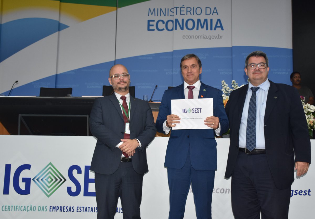 NewtonJR_Conab's tweet photo. Bom dia a todos e de maneira especial, a toda nossa equipe da @Conab_Oficial, por mais um importante reconhecimento no 4º ciclo do Indicador de Governança do Ministério da Economia. https://t.co/SNLCNI7sCd