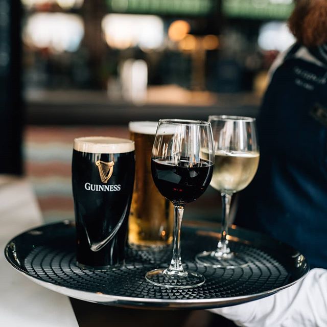 Come on in and enjoy our post-work drink promotions. From Irish beers to signature gin serves and wines by the keg, you tipple of choice awaits! #tgif #helloweekend #cathedralquarter #theclothear #belfast #tipples #goodtimes ift.tt/2M9h5It